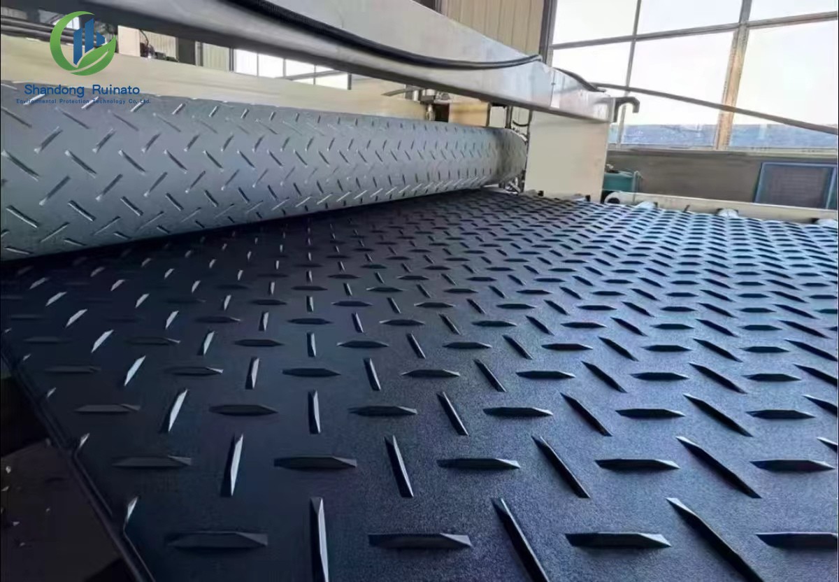 Ground Protection Mats vs. Timber Mats: Which Is Better for Modern Construction Projects?插图2 Ground Protection Mats