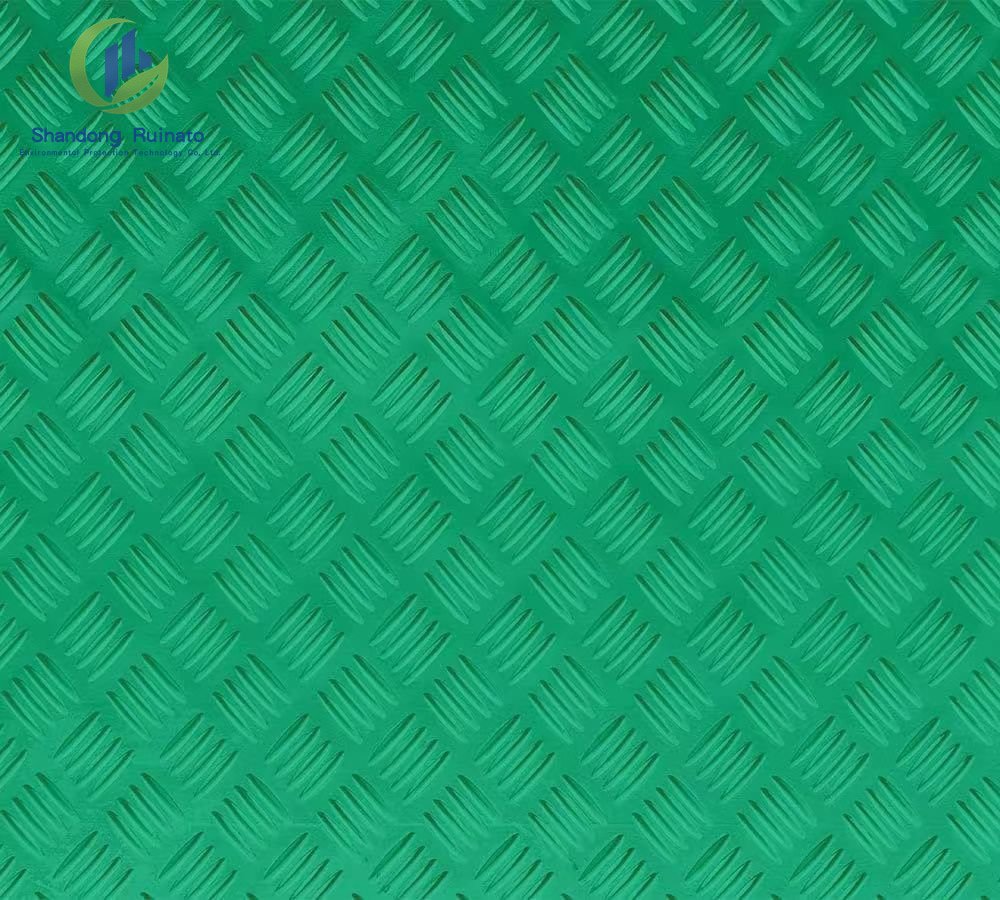 Ground Protection Mats vs. Timber Mats: Which Is Better for Modern Construction Projects?插图1 Ground protection mat with anti-slip textured surface for construction sites